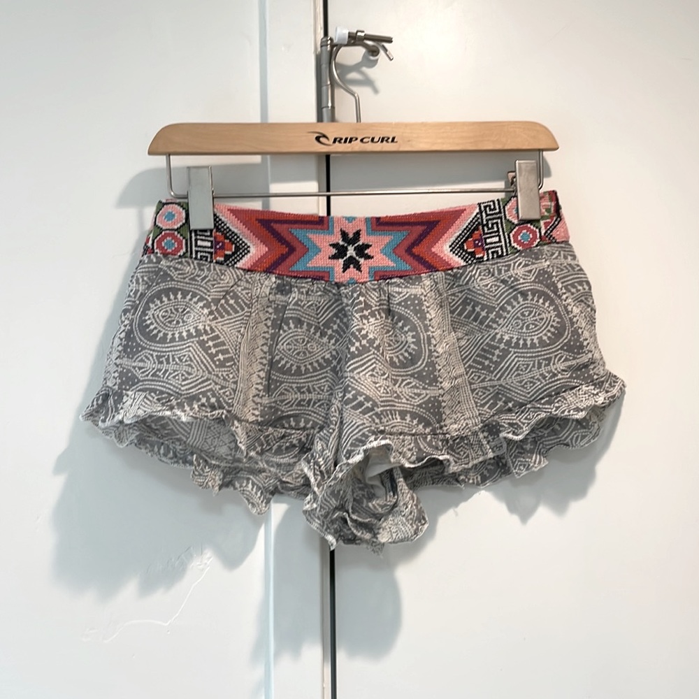 XS Embroidered Rip Curl Beach Shorts